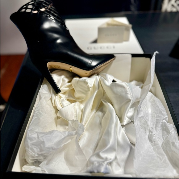 Gucci authentic genuine soft leather boots excellent condition - Picture 11 of 11